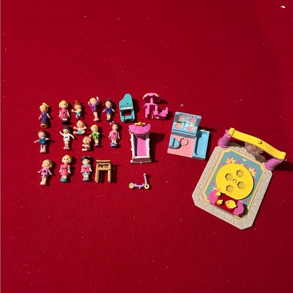 Vintage Polly Pocket and My Pretty Dollhouse Figure Lot